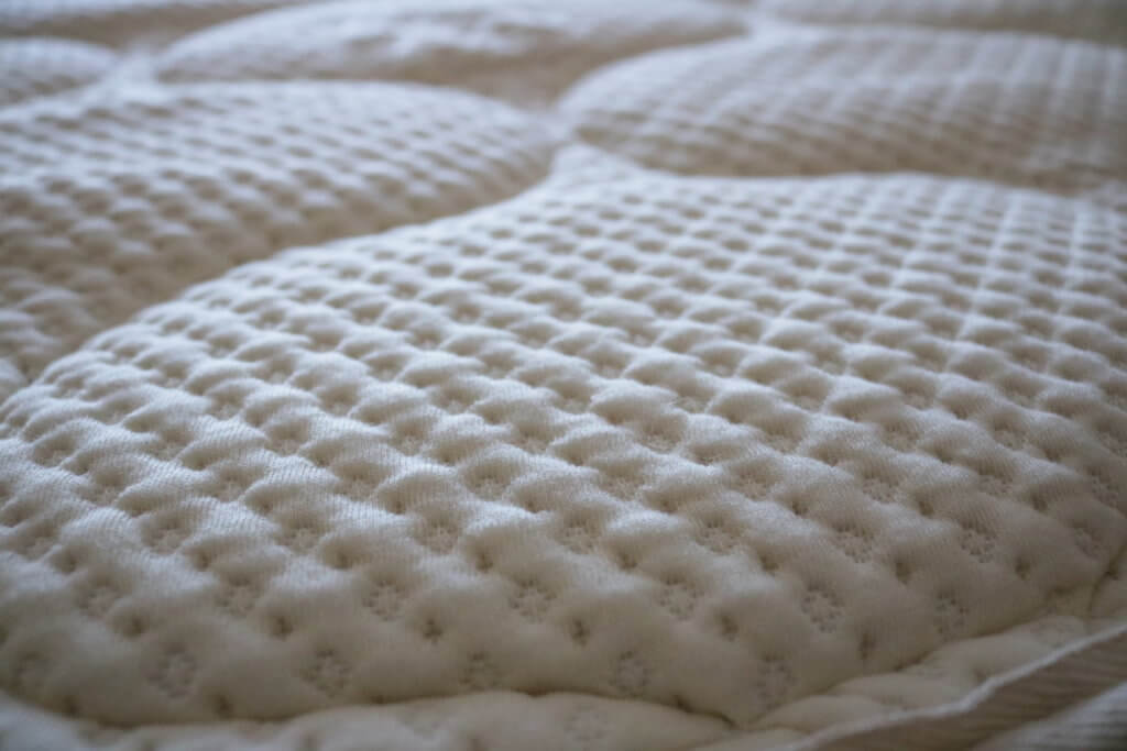 spindle mattress review - spindle latex mattress review, girl on the mattress, cover, reviews